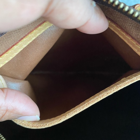 COPY - Louis Vuitton Speedy 35” Handbag - Picture 2 of 11